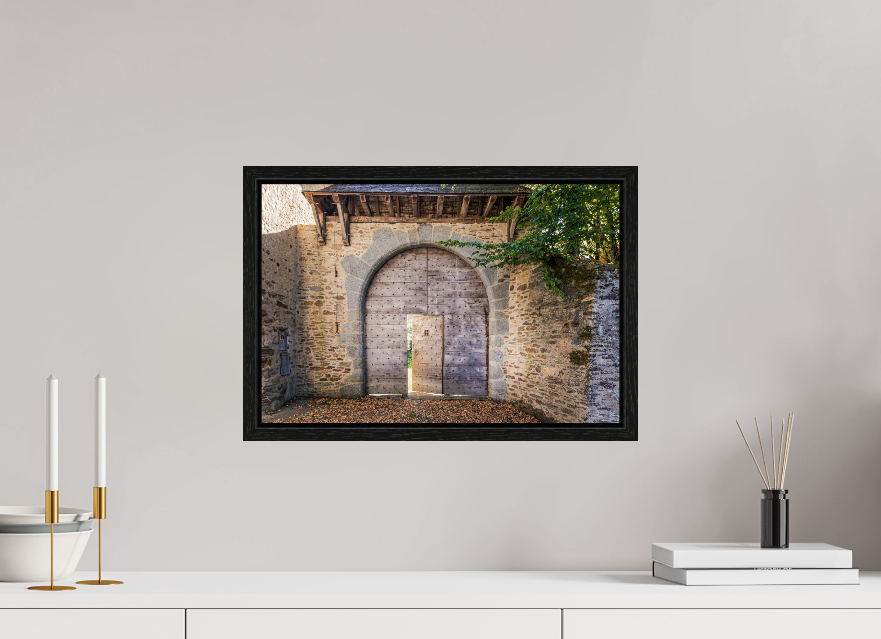 45 x 30 cm, Floater Frame Ancienne porte de Ségur le Château