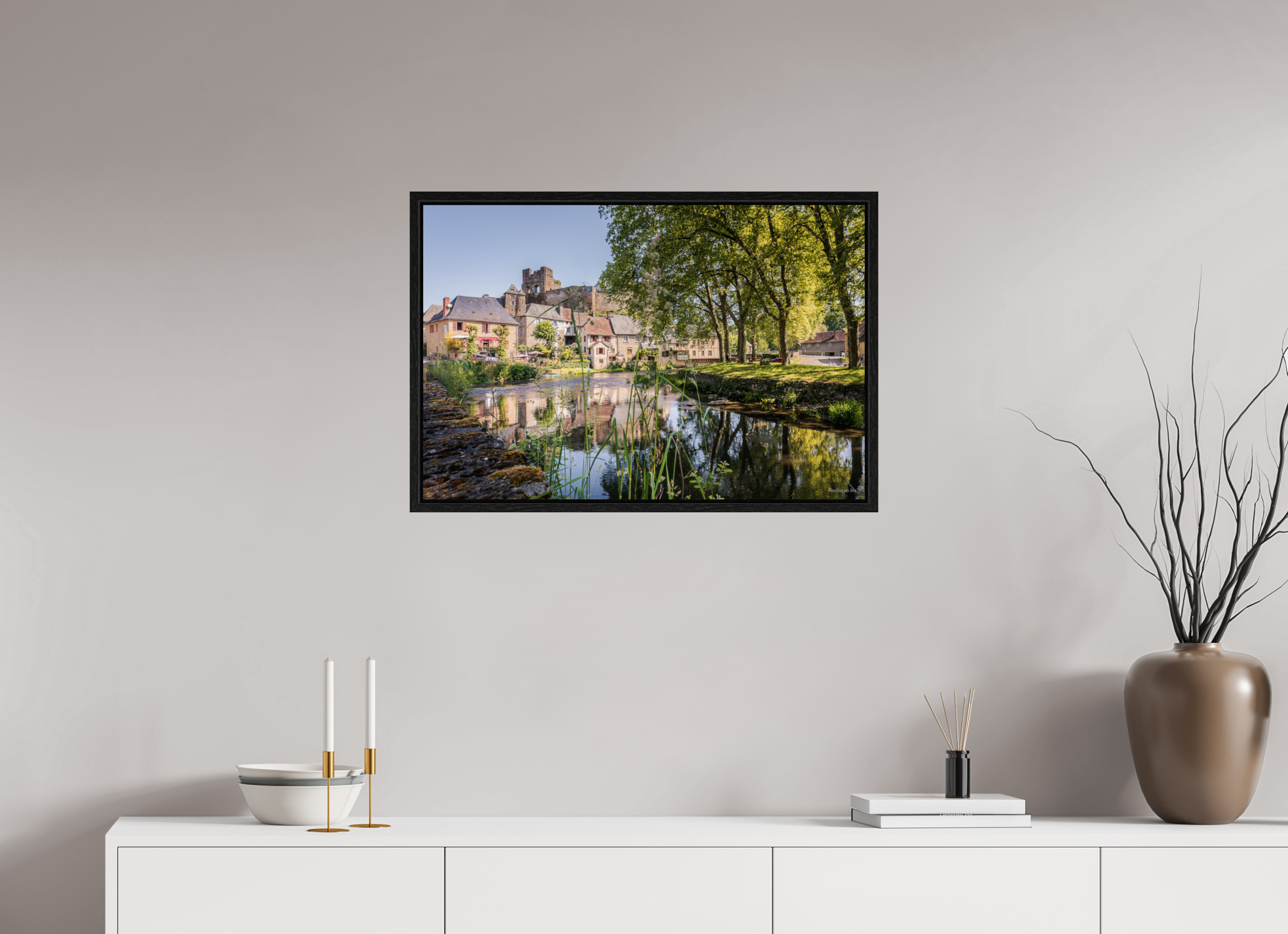 75 x 50 cm, Floater Frame Ségur le Château au lever du soleil