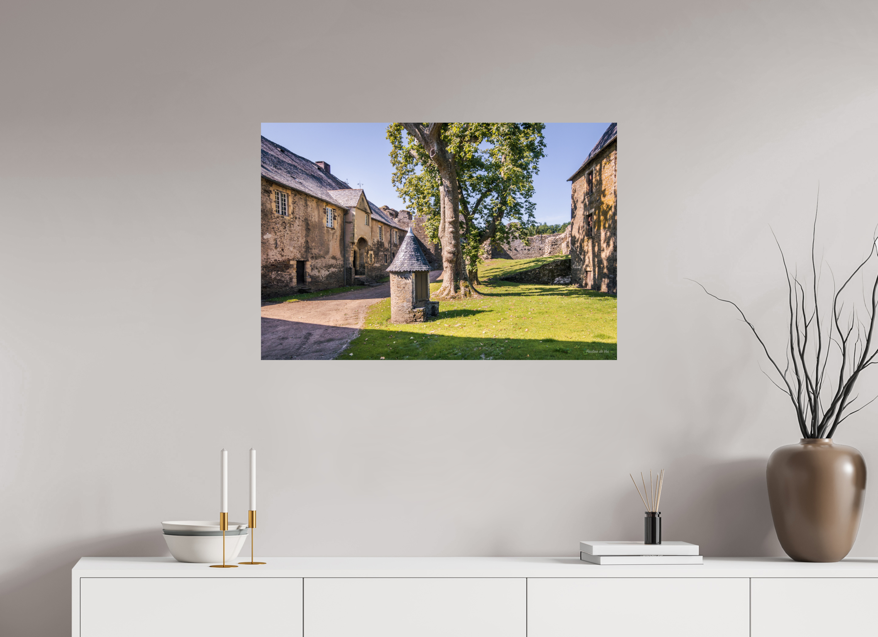90 x 60 cm, Photo Print On Fuji Crystal DP II La maison du Château de Ségur (kopie)