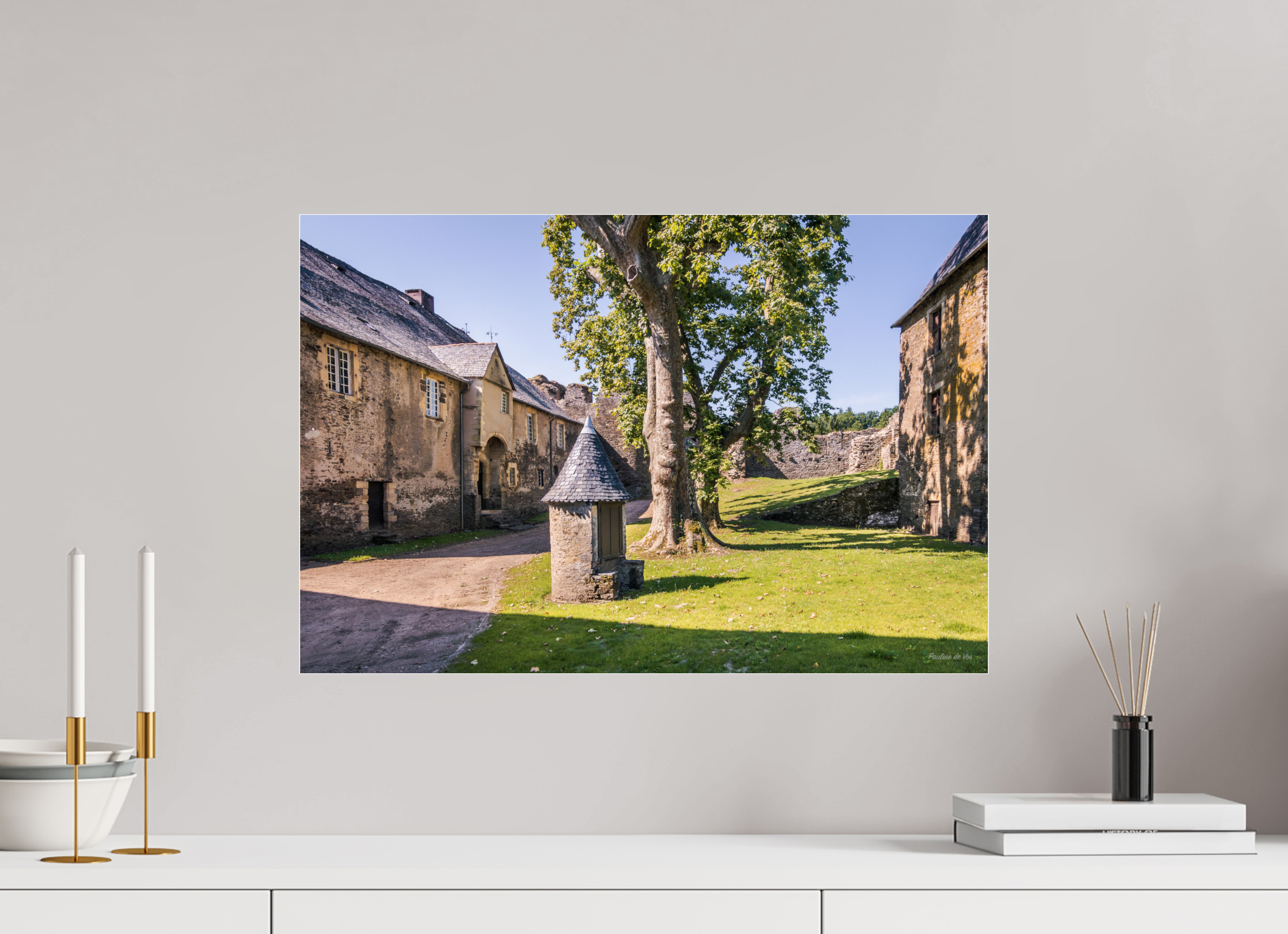 60 x 40 cm, Photo Print Under Acrylic Glass La maison du Château de Ségur (kopie)